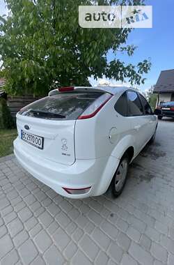 Хэтчбек Ford Focus 2010 в Львове