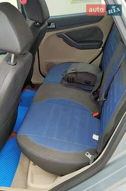 Универсал Ford Focus 2005 в Луцке