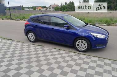 Хэтчбек Ford Focus 2015 в Киеве