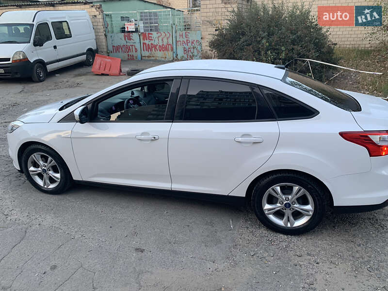 Седан Ford Focus 2012 в Киеве