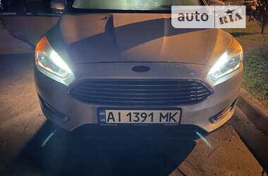 Хэтчбек Ford Focus 2015 в 