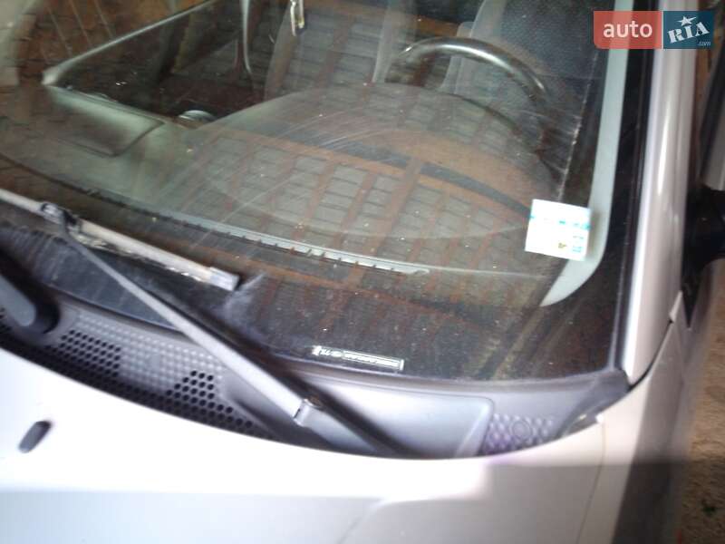 Седан Ford Focus 2002 в Сторожинці