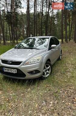 Хэтчбек Ford Focus 2010 в 