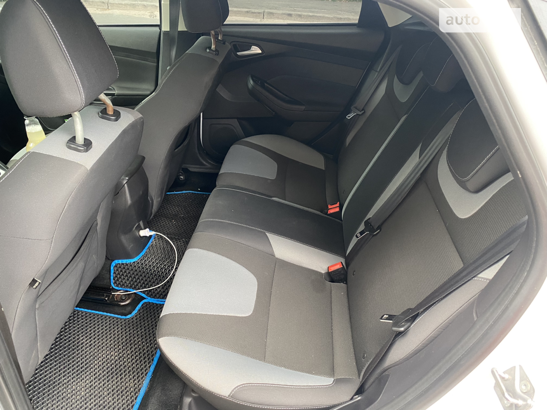 2013 Ford Focus - мініатюра 18