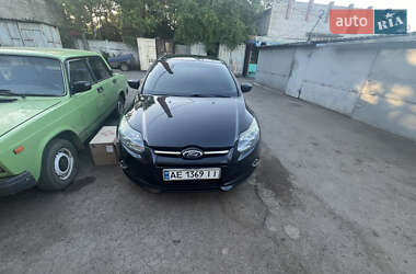 Седан Ford Focus 2014 в 