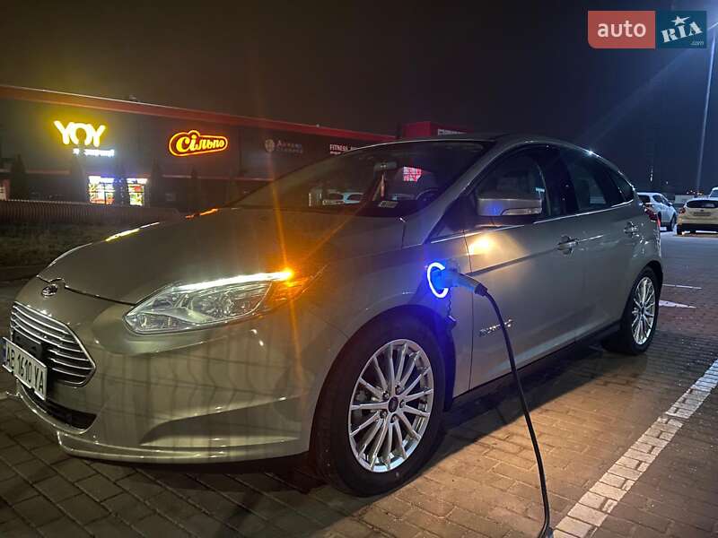 Хетчбек Ford Focus 2015 в Вінниці фото 23 Хетчбек Ford Focus 2015 в Вінниці