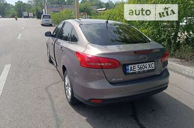 Седан Ford Focus 2015 в Дніпрі