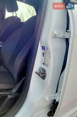 Хэтчбек Ford Focus 2017 в 