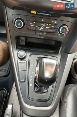 Седан Ford Focus 2016 в 