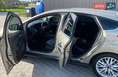 Хэтчбек Ford Focus 2015 в Кицмани