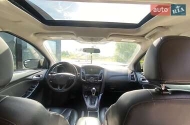 Хэтчбек Ford Focus 2015 в Кицмани