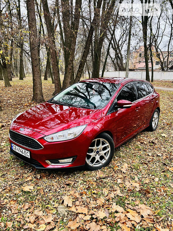 Хэтчбек Ford Focus 2015 в Чернигове