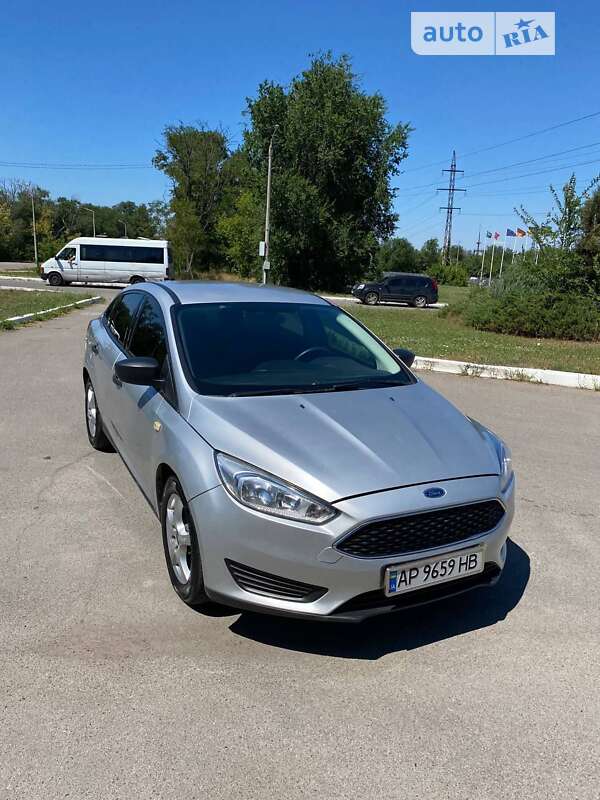 Седан Ford Focus 2015 в Запоріжжі