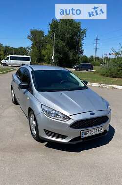 Седан Ford Focus 2015 в Запоріжжі