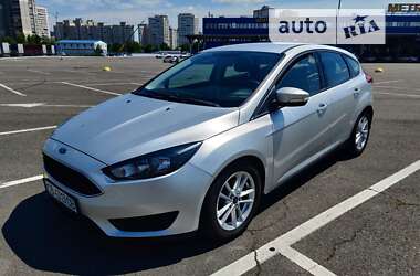 Хэтчбек Ford Focus 2015 в Остер