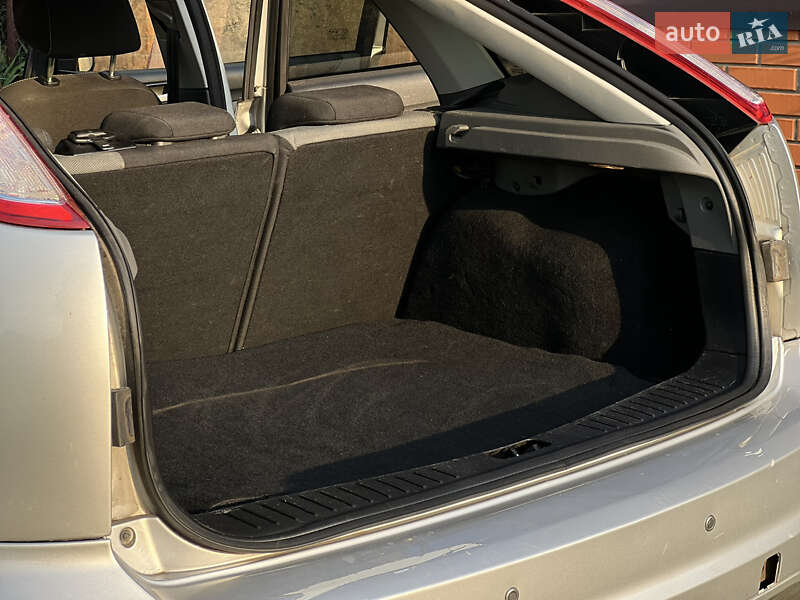 Хэтчбек Ford Focus 2010 в Киеве
