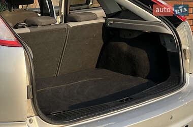 Хэтчбек Ford Focus 2010 в 