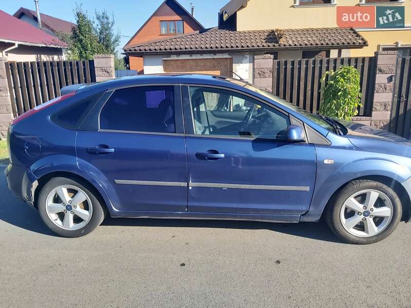 Хэтчбек Ford Focus 2007 в Киеве