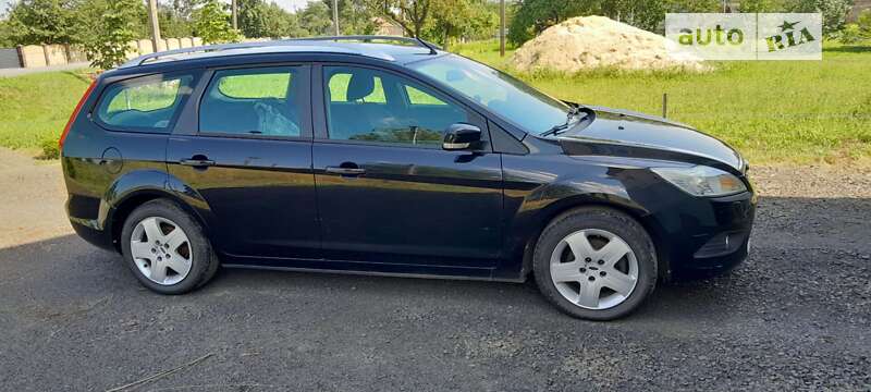 Хетчбек Ford Focus 2010 в Луцьку фото 2 Хетчбек Ford Focus 2010 в Луцьку