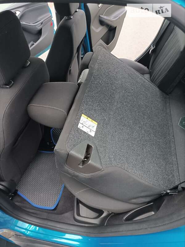 Седан Ford Focus 2015 в Львове