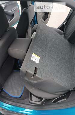 Седан Ford Focus 2015 в 