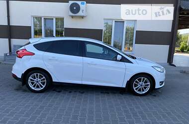 Хетчбек Ford Focus 2016 в Могилів-Подільському