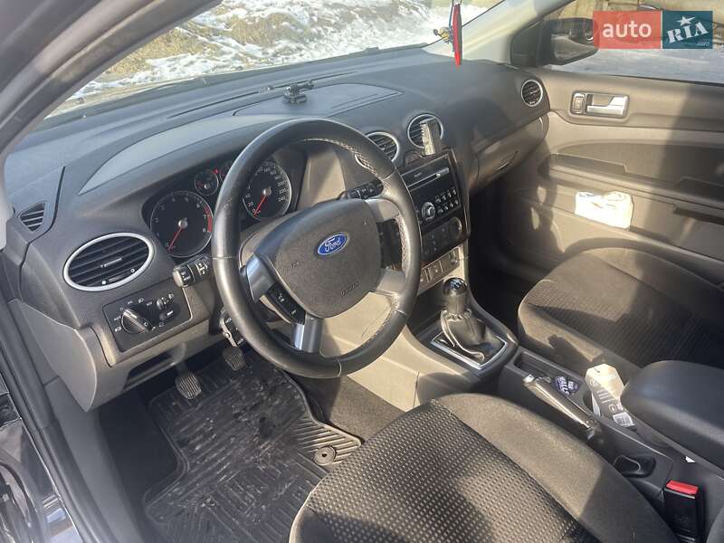 Седан Ford Focus 2005 в Луцке