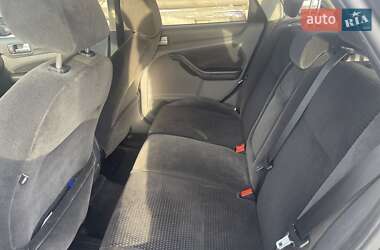 Седан Ford Focus 2005 в 