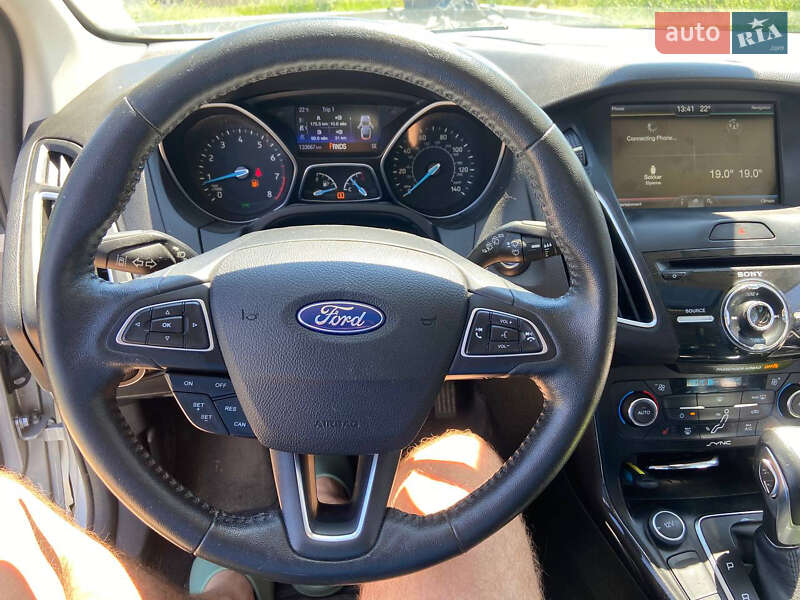 Хетчбек Ford Focus 2015 в Полтаві