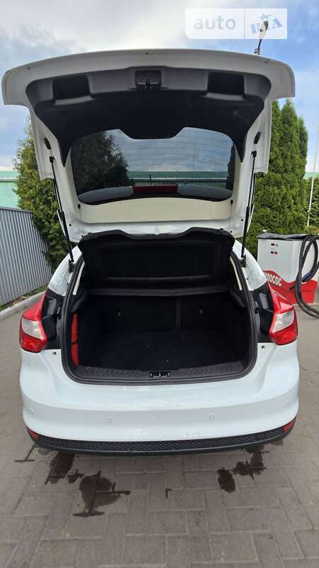 Хетчбек Ford Focus 2013 в Івано-Франківську