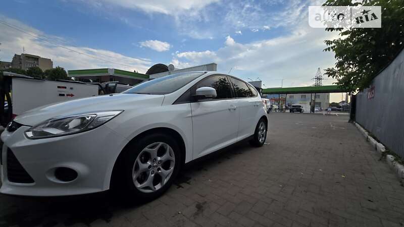 Хетчбек Ford Focus 2013 в Івано-Франківську
