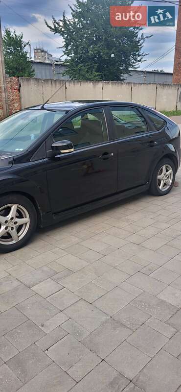 Хэтчбек Ford Focus 2008 в Стрые