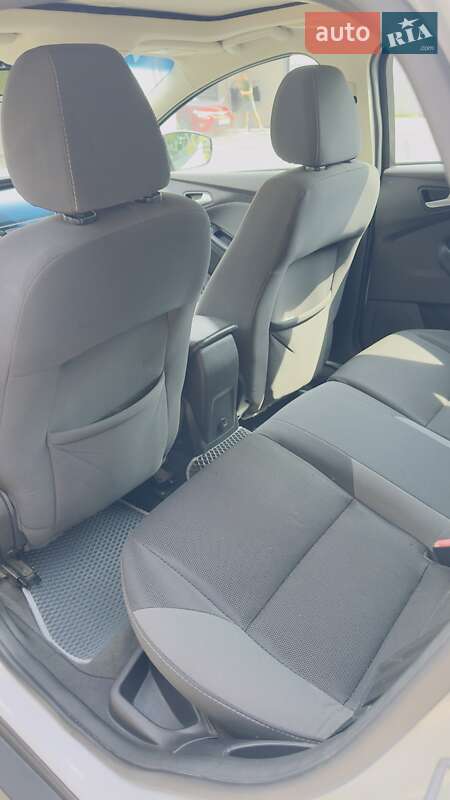 Хэтчбек Ford Focus 2014 в Никополе