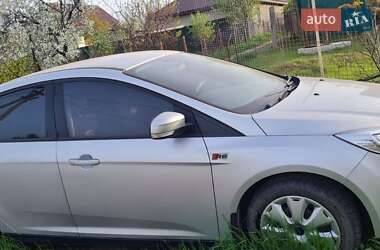 Седан Ford Focus 2013 в 
