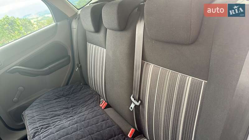 Хэтчбек Ford Focus 2010 в Бориславе