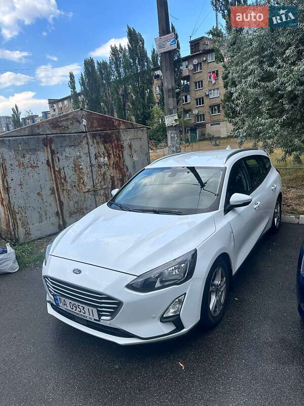Универсал Ford Focus 2019 в Киеве