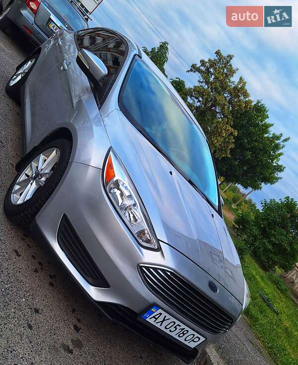 Седан Ford Focus 2016 в Слобожанському