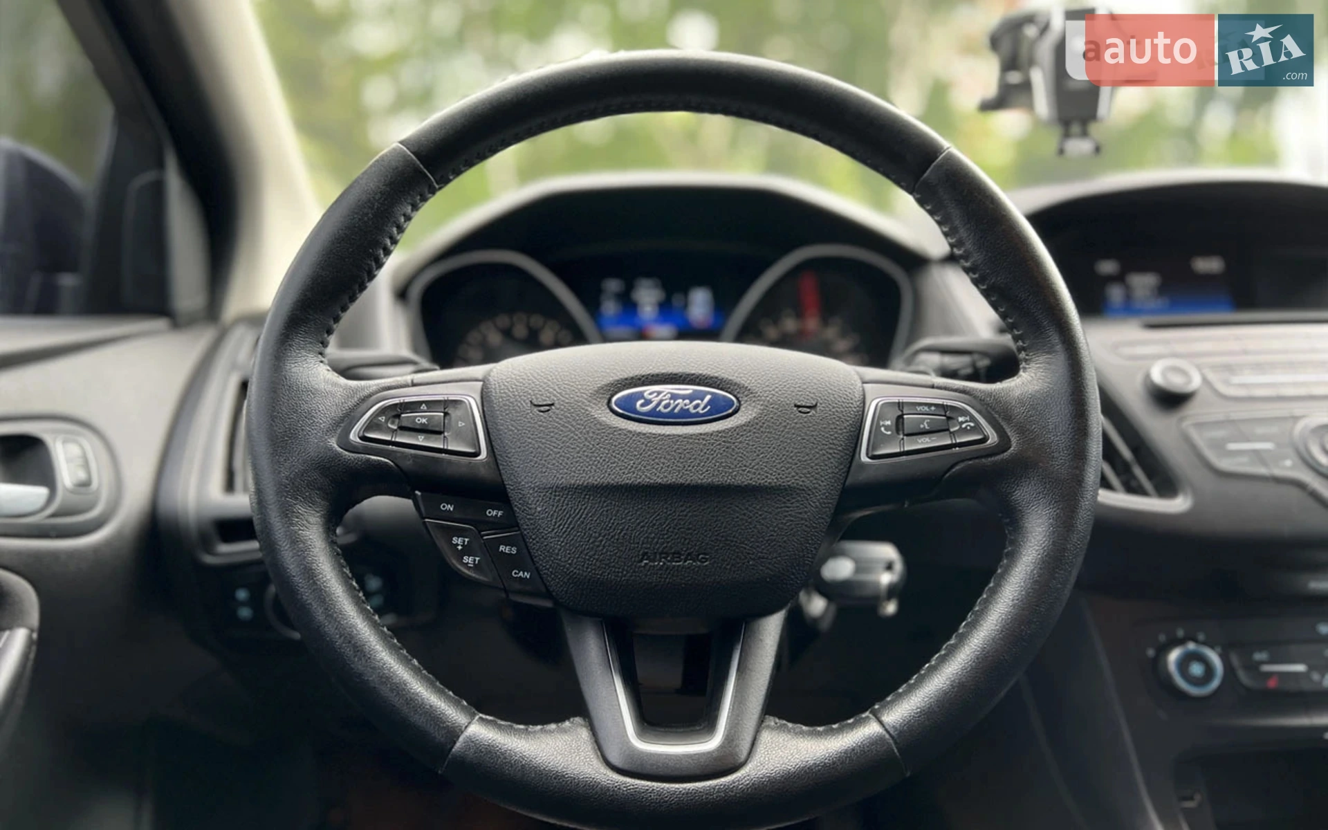 2015 Ford Focus - мініатюра 14