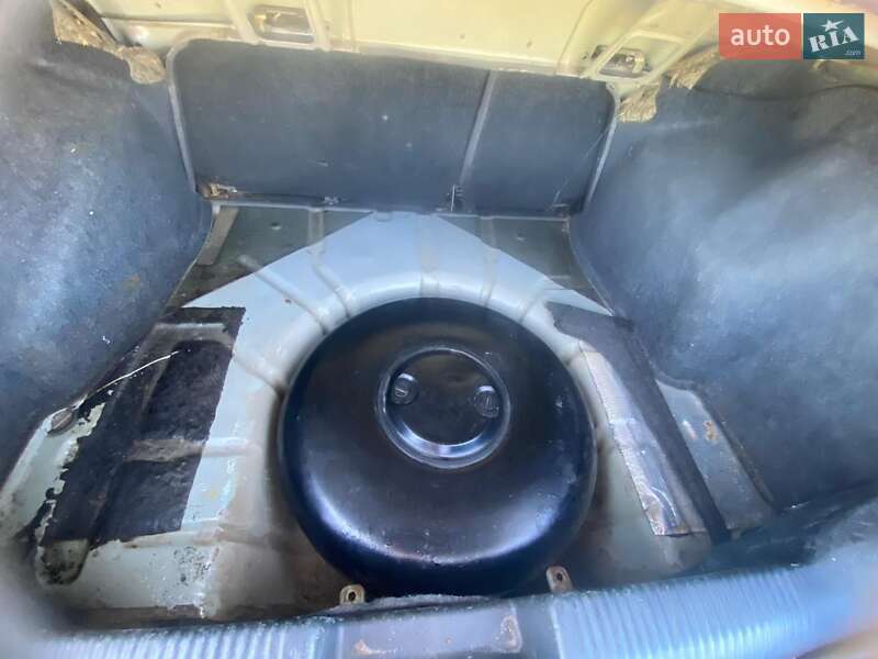 Седан Ford Focus 2000 в Новой Водолаге