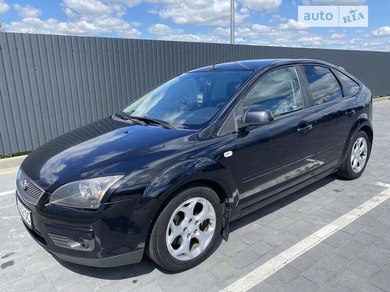 Хетчбек Ford Focus 2007 в Шептицькому