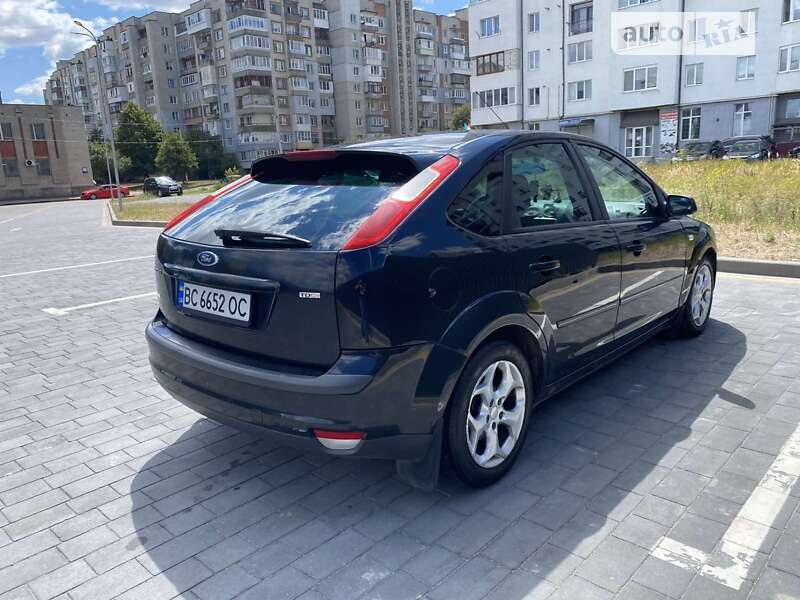 Хетчбек Ford Focus 2007 в Шептицькому