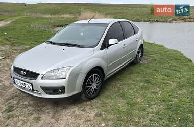 Хэтчбек Ford Focus 2007 в 