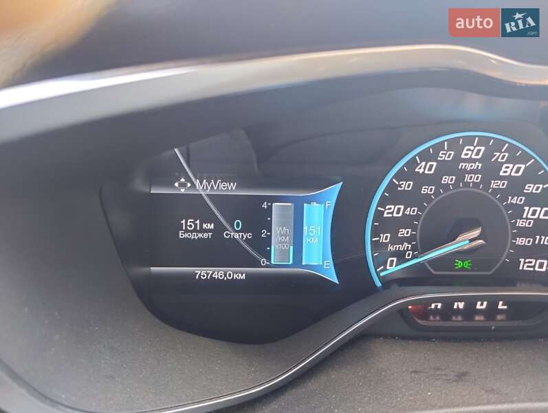 Хэтчбек Ford Focus 2016 в Киеве фото 6 Хэтчбек Ford Focus 2016 в Киеве