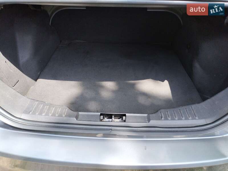 Седан Ford Focus 2014 в Березане фото 18 Седан Ford Focus 2014 в Березане