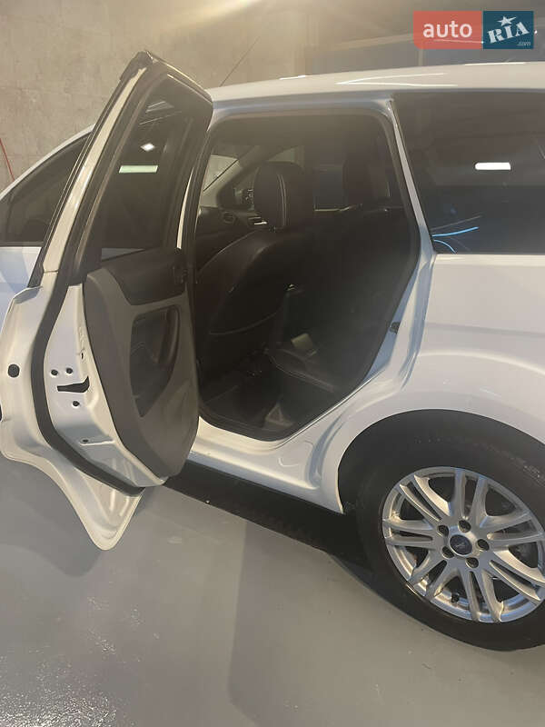 Универсал Ford Focus 2010 в Киеве фото 5 Универсал Ford Focus 2010 в Киеве