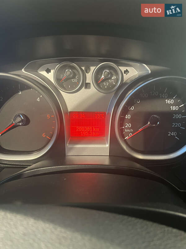 Универсал Ford Focus 2010 в Киеве фото 6 Универсал Ford Focus 2010 в Киеве