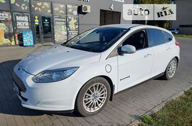 Хетчбек Ford Focus 2015 в Миргороді