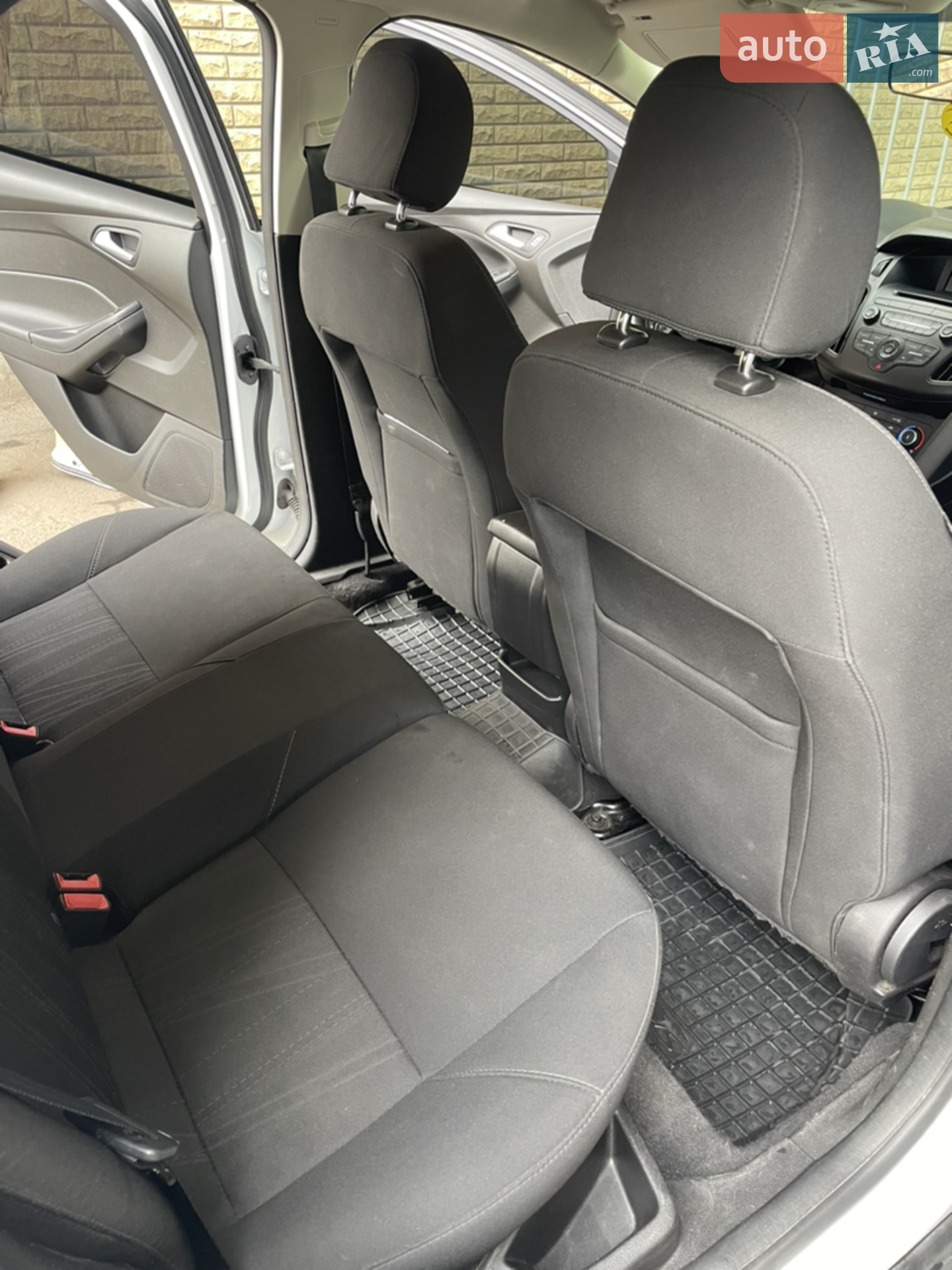 2016 Ford Focus - мініатюра 13