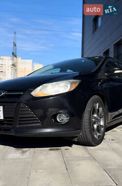 Седан Ford Focus 2014 в 