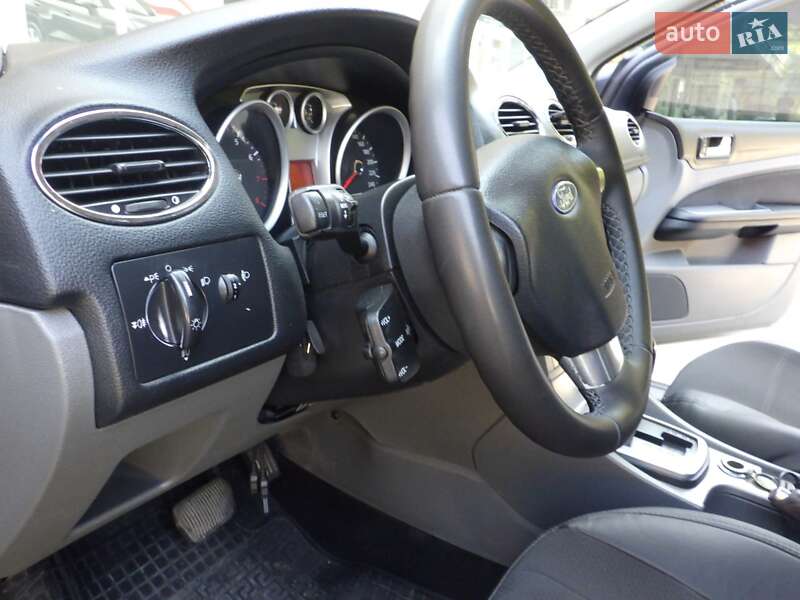 Седан Ford Focus 2010 в Запоріжжі